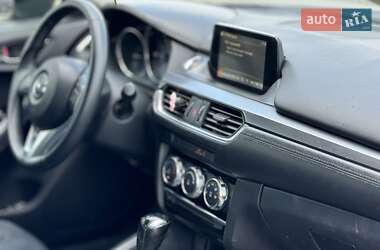 Седан Mazda 6 2015 в 