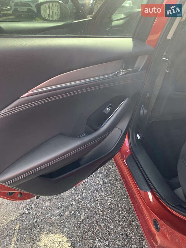 Седан Mazda 6 2018 в Киеве