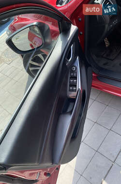 Седан Mazda 6 2016 в 