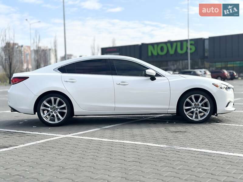 Седан Mazda 6 2015 в Киеве