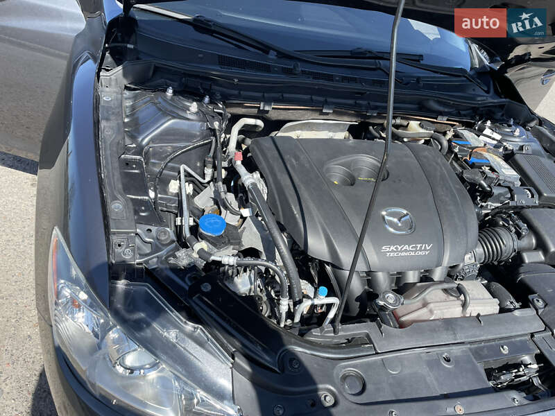 Седан Mazda 6 2014 в Львове
