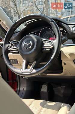 Седан Mazda 6 2018 в 