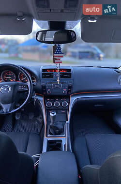 Лифтбек Mazda 6 2010 в 