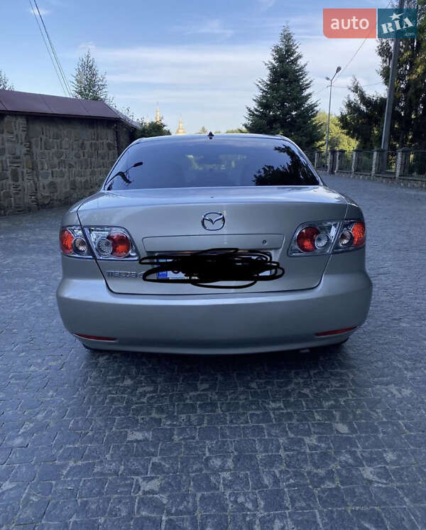 Седан Mazda 6 2003 в Черновцах