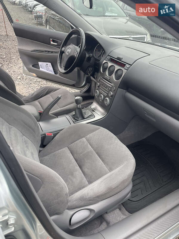Седан Mazda 6 2004 в Луцке