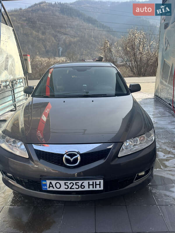 Лифтбек Mazda 6 2005 в Рахове