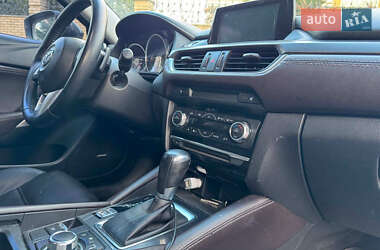 Седан Mazda 6 2015 в 