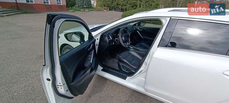Универсал Mazda 6 2014 в Бурштыне