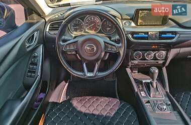 Седан Mazda 6 2017 в 