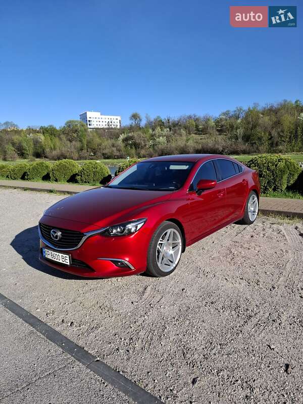 Седан Mazda 6 2015 в 