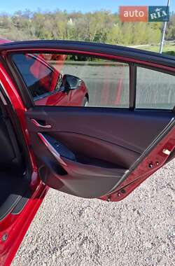 Седан Mazda 6 2015 в 
