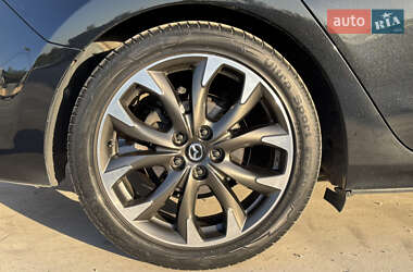 Седан Mazda 6 2015 в 
