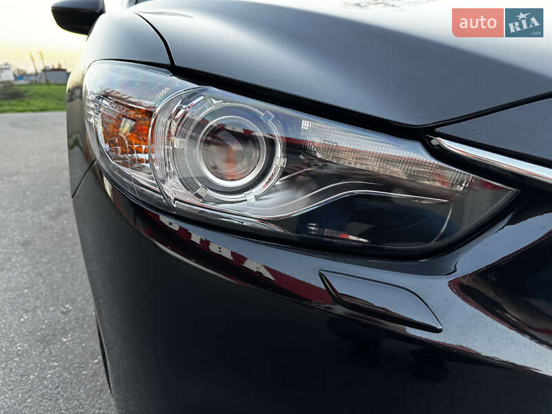 Седан Mazda 6 2014 в Шполе
