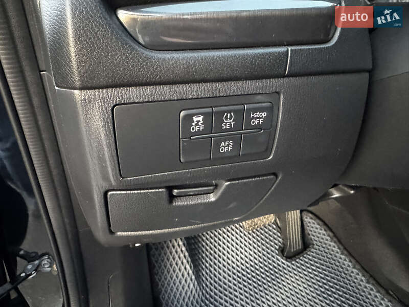 Седан Mazda 6 2014 в Шполе