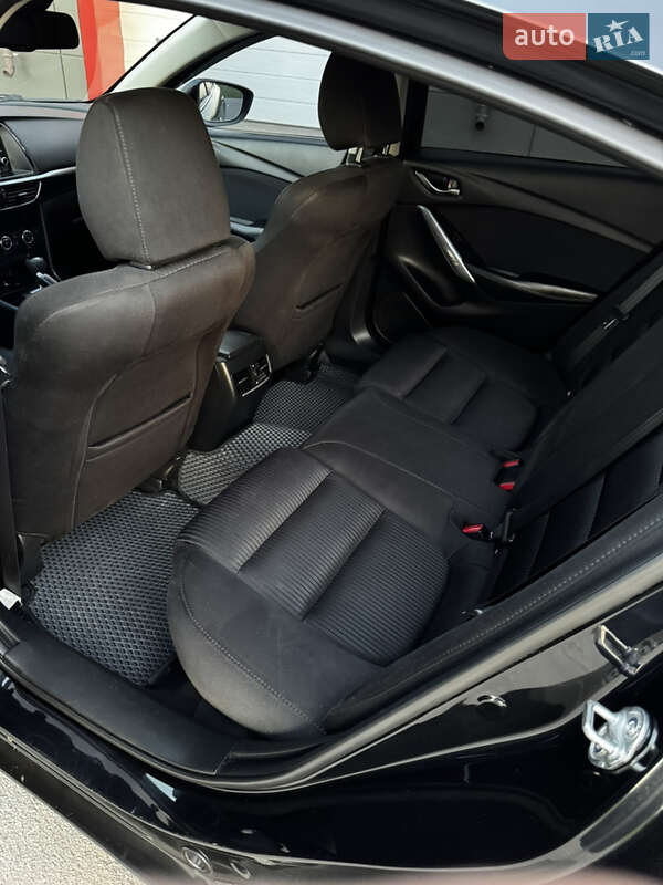 Седан Mazda 6 2014 в Шполе