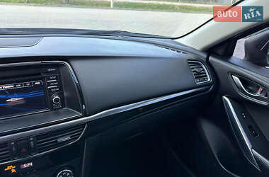 Седан Mazda 6 2014 в 