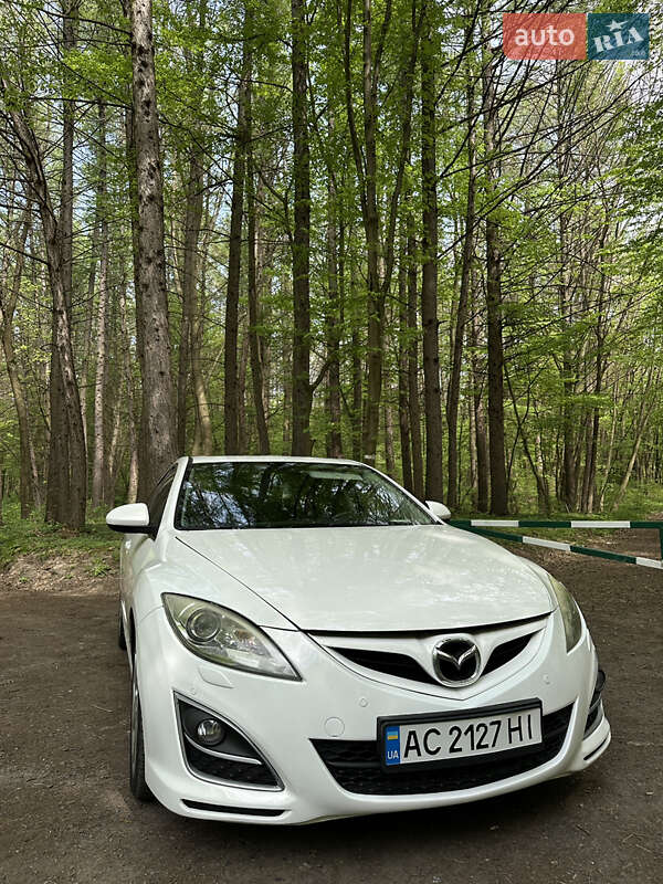 Седан Mazda 6 2011 в Луцке