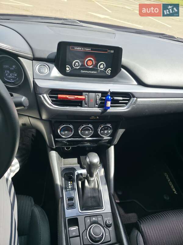Седан Mazda 6 2016 в Кривом Роге