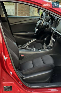 Седан Mazda 6 2013 в 