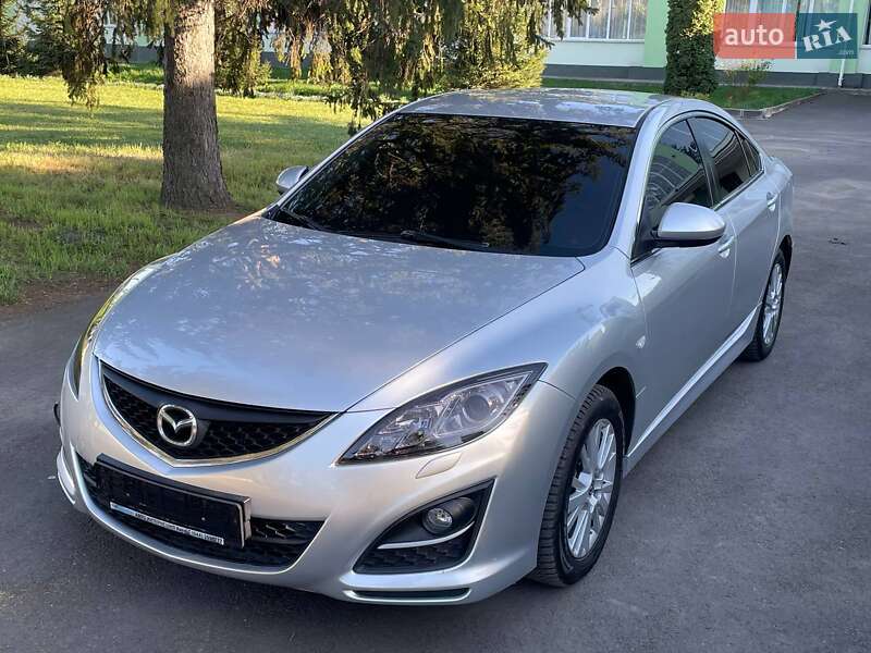 Седан Mazda 6 2012 в 