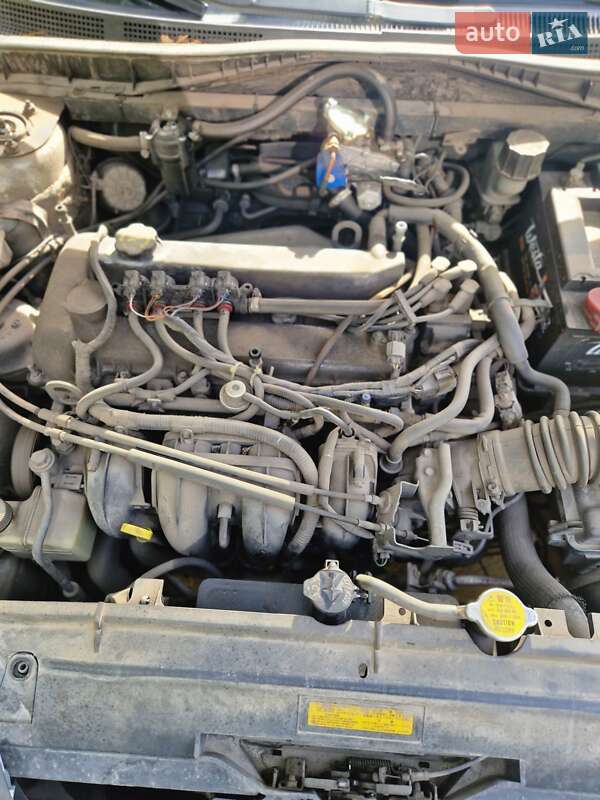 Седан Mazda 6 2002 в Василькові