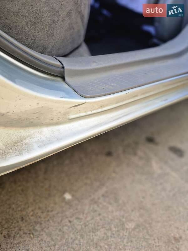 Седан Mazda 6 2002 в Василькові