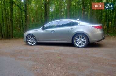 Седан Mazda 6 2014 в 
