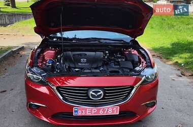 Седан Mazda 6 2016 в 