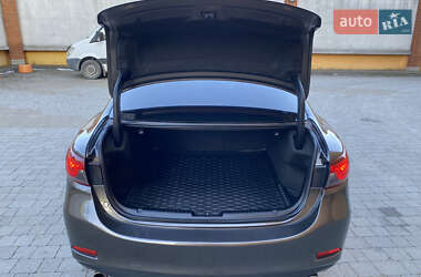Седан Mazda 6 2015 в 