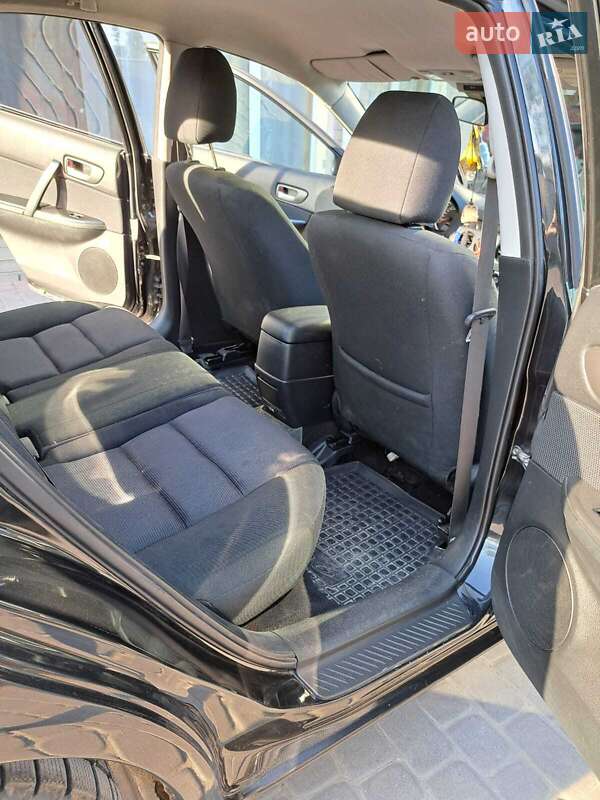 Седан Mazda 6 2005 в Тернополе