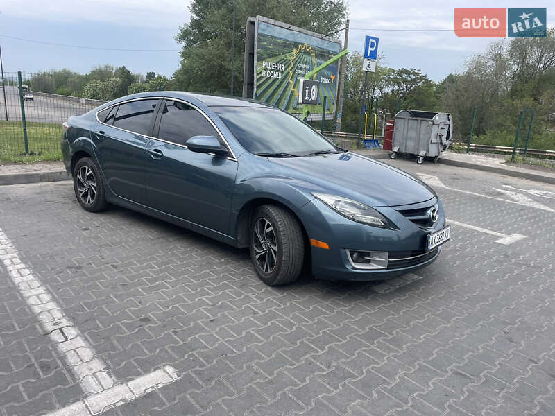 Седан Mazda 6 2012 в 