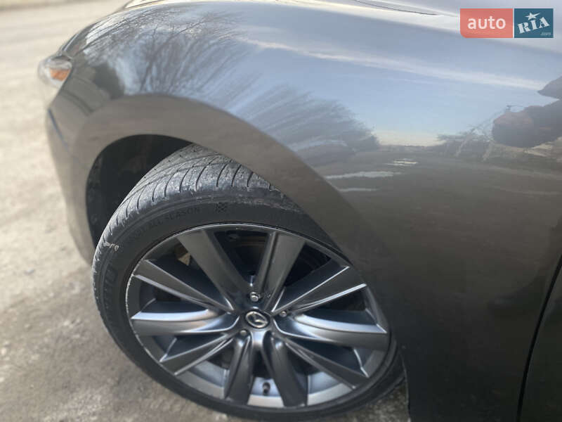 Седан Mazda 6 2019 в Борщеве