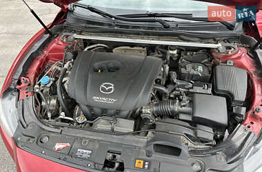 Седан Mazda 6 2014 в 