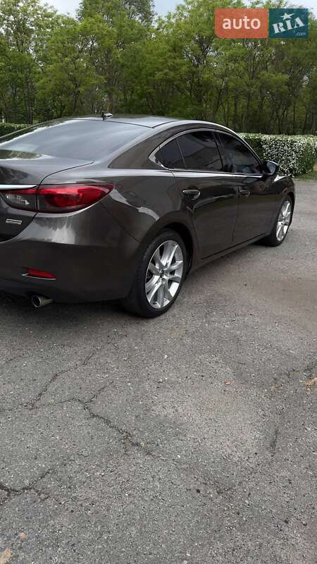 Седан Mazda 6 2017 в Каменском