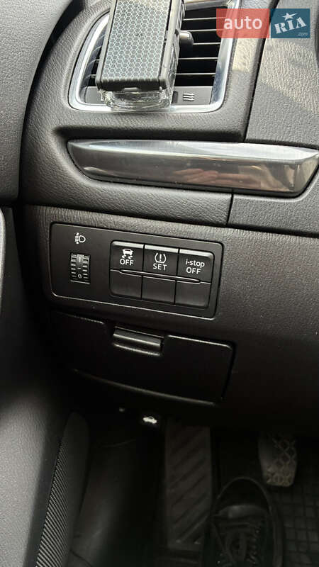 Седан Mazda 6 2013 в Хмельницком
