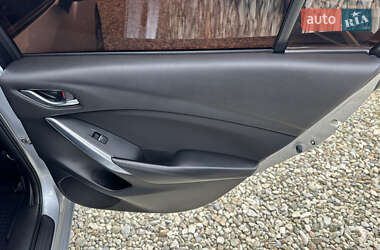 Седан Mazda 6 2015 в 