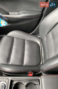 Седан Mazda 6 2014 в 