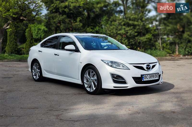 Седан Mazda 6 2010 в Львові