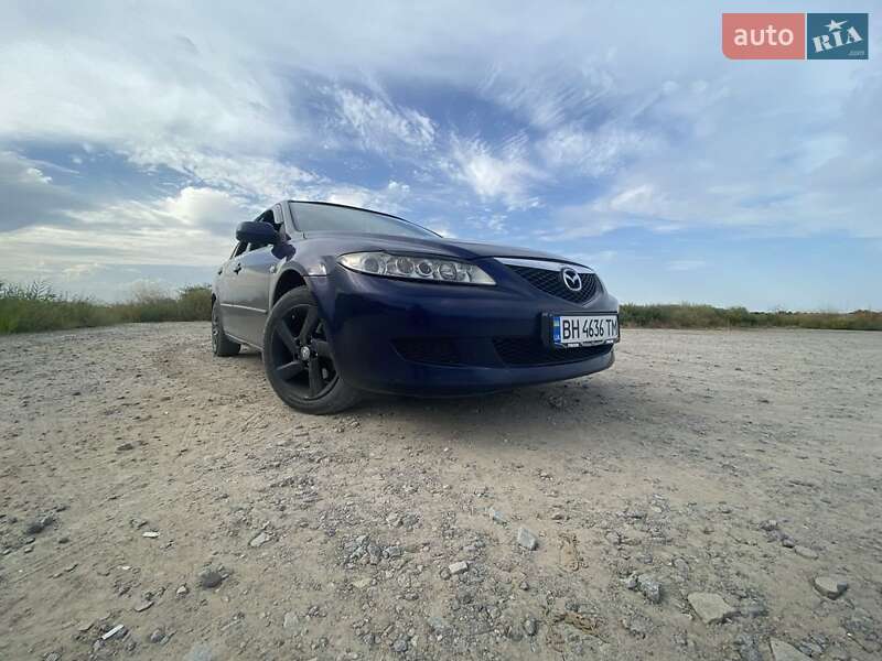 Ліфтбек Mazda 6 2002 в 