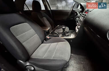 Седан Mazda 6 2003 в 