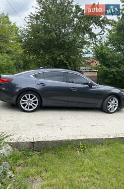 Седан Mazda 6 2015 в 