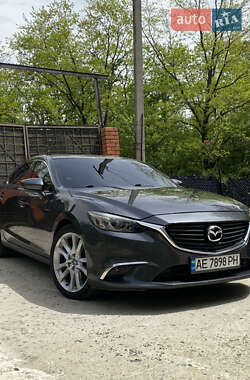 Седан Mazda 6 2015 в 