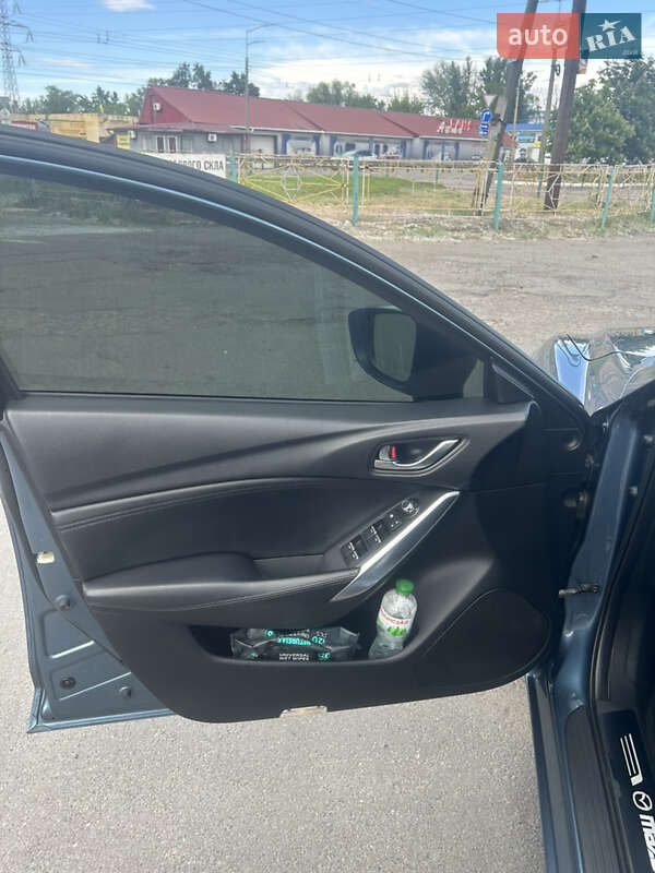 Седан Mazda 6 2015 в Киеве