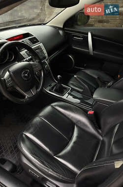 Лифтбек Mazda 6 2010 в 