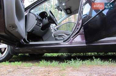 Седан Mazda 6 2005 в Киеве