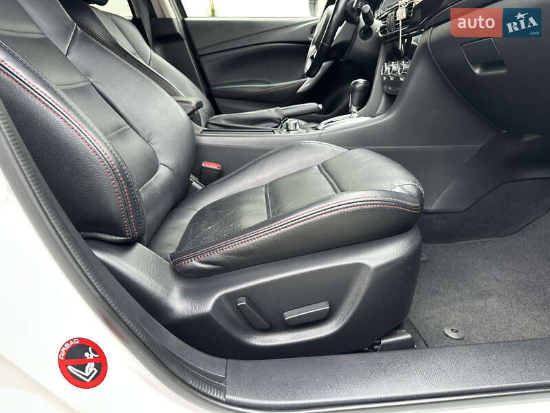 Седан Mazda 6 2013 в Луцке