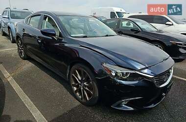 Седан Mazda 6 2016 в 