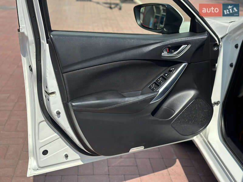 Универсал Mazda 6 2013 в Ровно