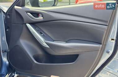 Седан Mazda 6 2016 в 