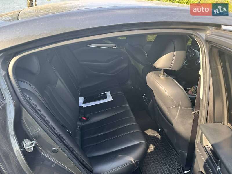Седан Mazda 6 2018 в Киеве